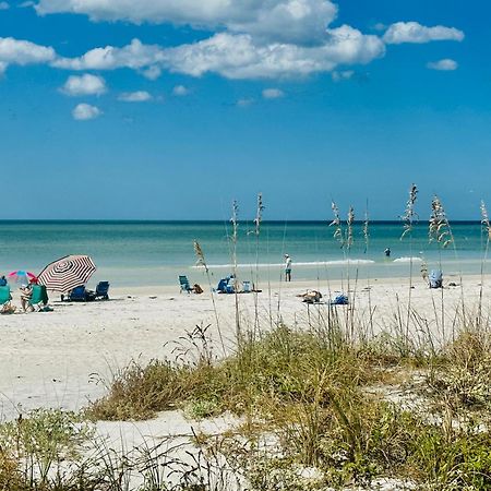 Intercoastal Beach Suite Clearwater Eksteriør billede