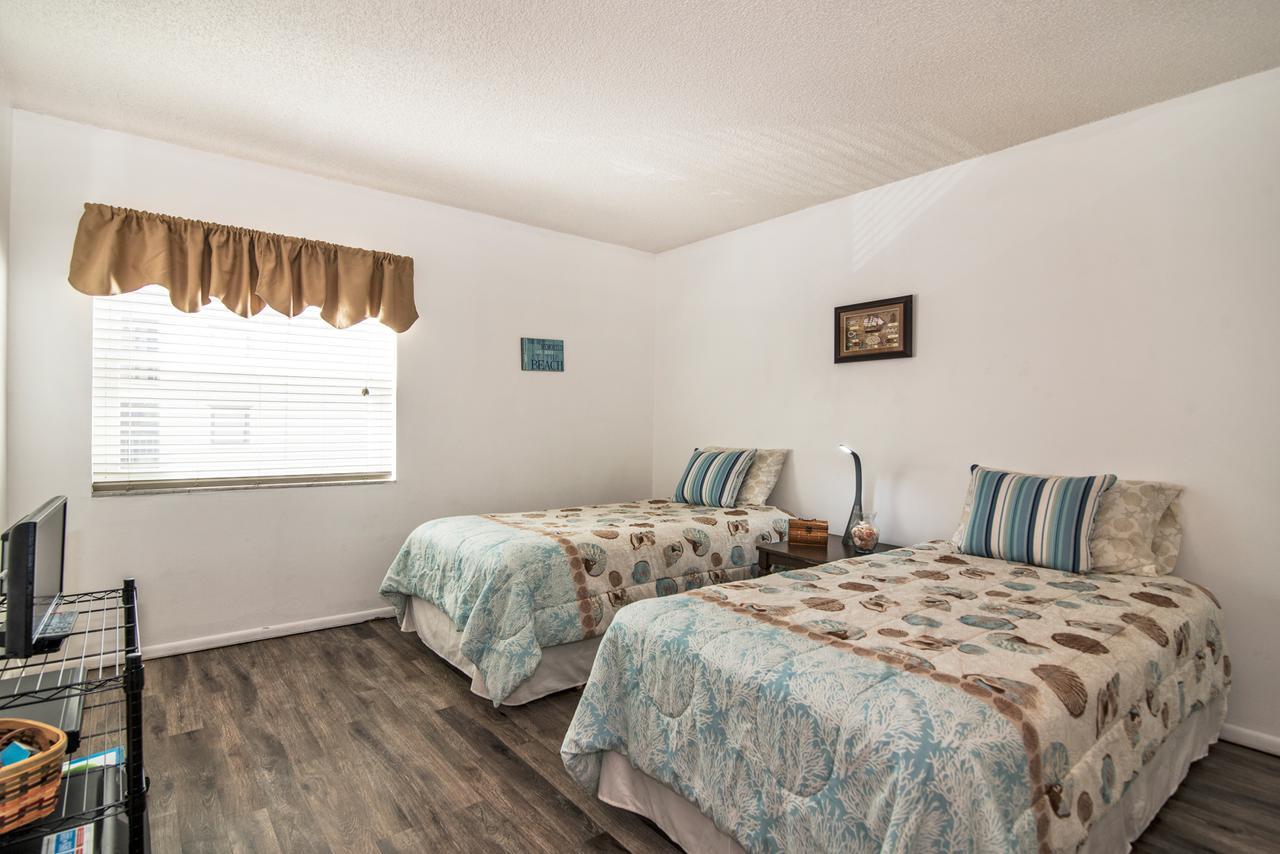 Intercoastal Beach Suite Clearwater Eksteriør billede